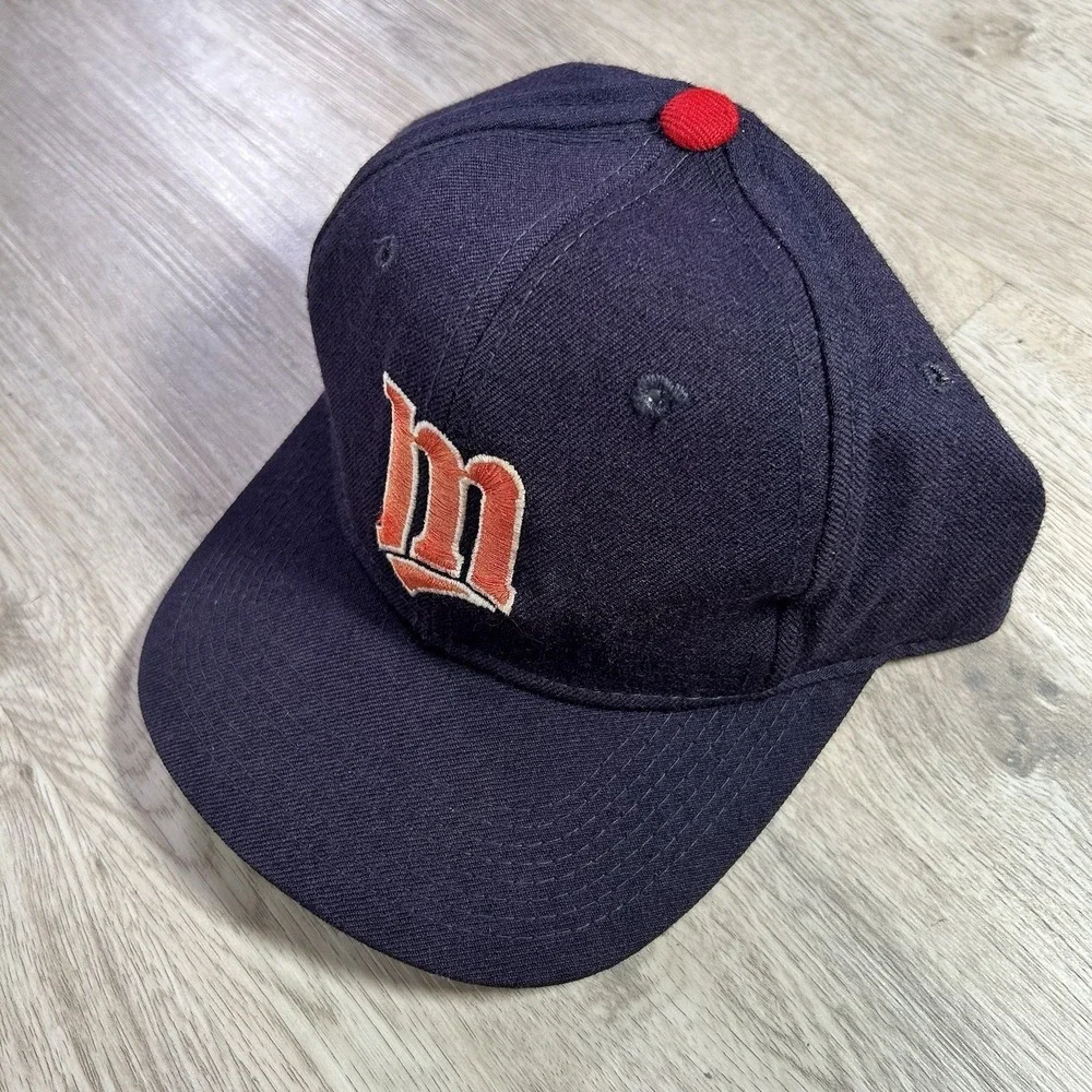 VTG Sports Specialties Minnesota Twins Fitted Hat 7 1/8 MLB Blue 100% Wool Cap